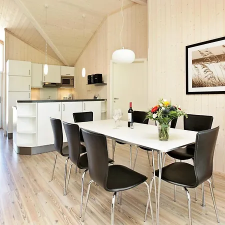 With Heating Semesterbostad